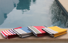 En tissu basque pour ranger toutes ses affaires au sec, pochettes colorées