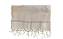 Fouta beige franges torsadées, parfaite pour serviette de bain surf Biarritz