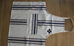 TABLIER "BLANC ET BLEU" - Croix basque