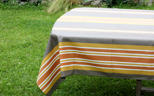 Nappe enduite barbazan pour utilisation en extérieur avec des couleurs chaudes et  modernes